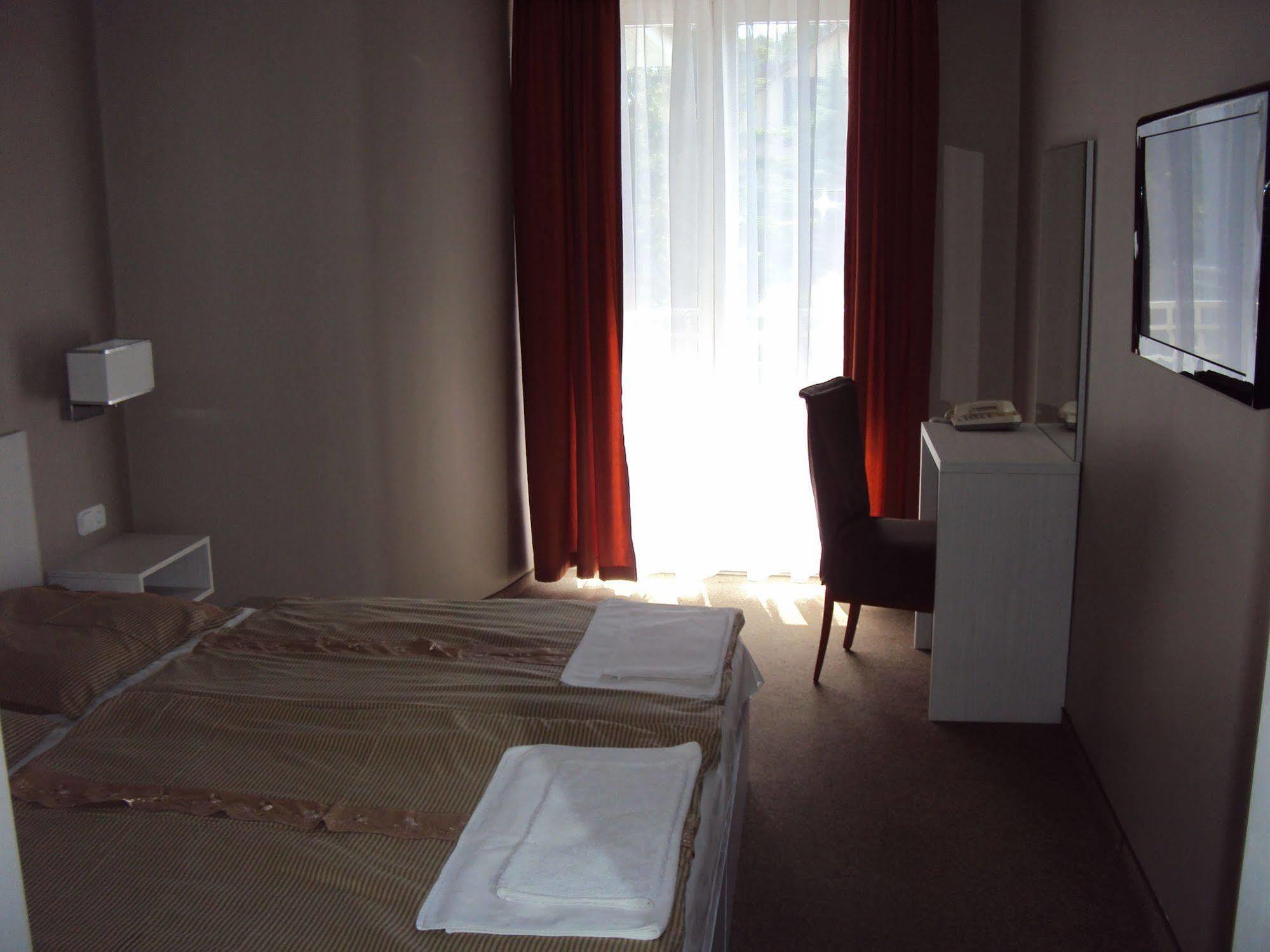 Hotel Diana Siófok Kültér fotó